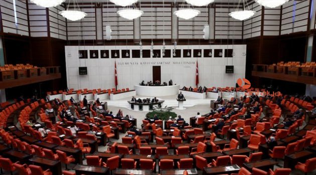 Antalya'nın vekilleri mazbatalarını aldı