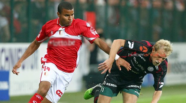 ANTALYASPOR’A DNİPRO’DAN ORTA SAHA