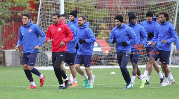 Antalyaspor Ankara'da çalıştı