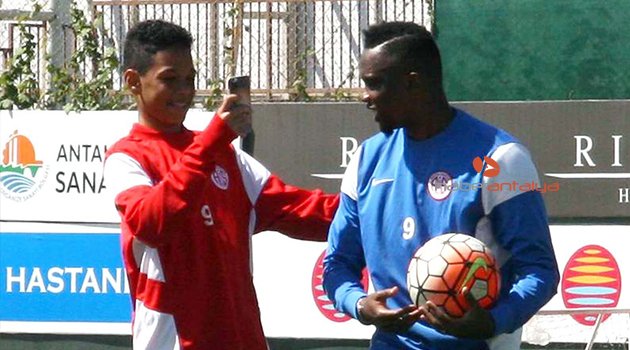 ANTALYASPOR ANTRENMANINDA ÖZEL KONUK