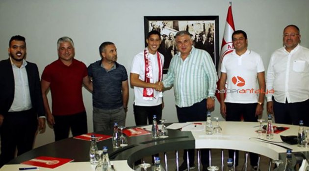 Antalyaspor, Barrada ile 2 yıllık sözleşme imzaladı