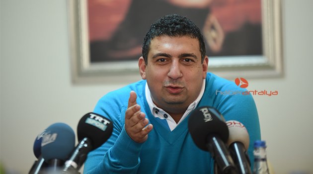 Antalyaspor Başkanı Öztürk: "Antalya şehrinin ve Antalyaspor'un bağırsaklarını temizlemesi lazım"