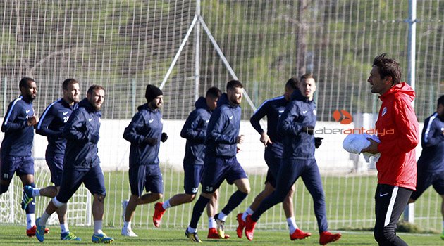  Antalyaspor’da Fenerbahçe maçı öncesi 7 eksik