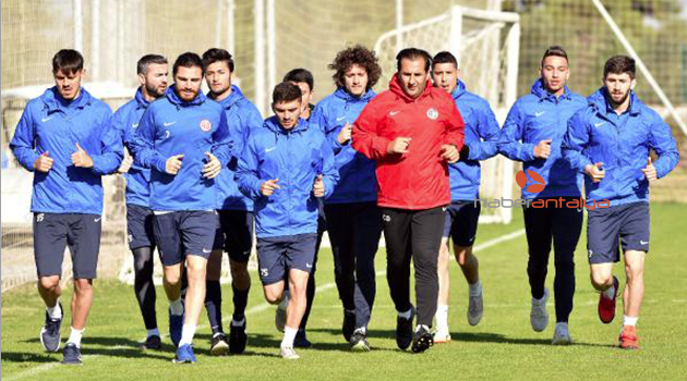 Antalyaspor, Fenerbahçe maçının hazırlıklarına başladı