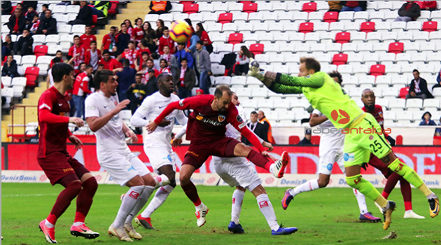 Antalyaspor - İstikbal Mobilya Kayserispor karşılaşması
