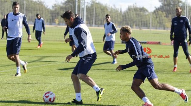 Antalyaspor kupaya odaklandı