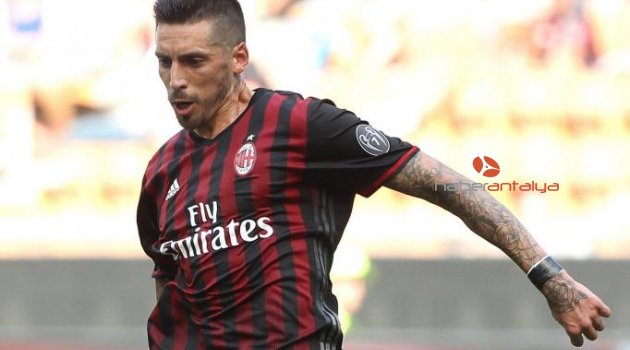 Antalyaspor, Milan ile anlaştı, Sosa ile anlaşamadı