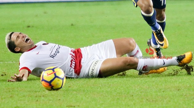 Antalyaspor'a bir de Nasri şoku!