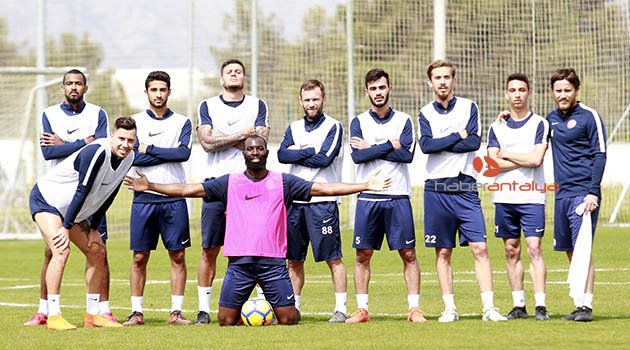 Antalyaspor'da 5 eksik