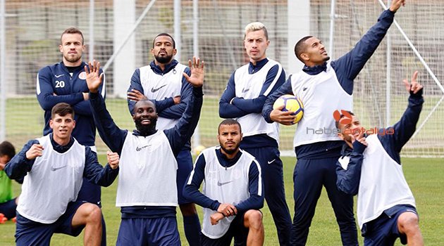 Antalyaspor'da hedef ilk deplasman galibiyeti