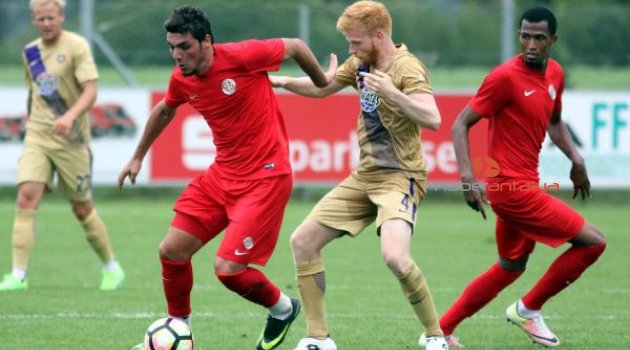 Antalyaspor'da Maicon yıldızlaştı