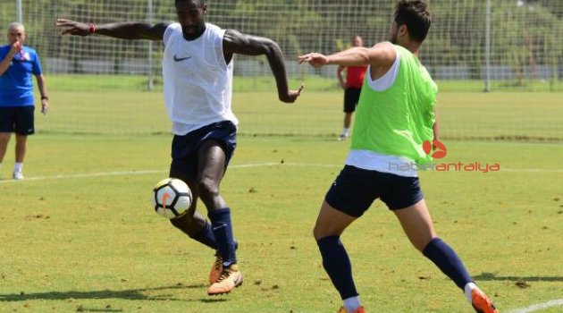 Antalyaspor'da sakat oyuncuların fazlalığı can sıkıyor