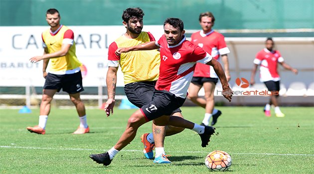 ANTALYASPOR'DA TEK HEDEF GALİBİYET