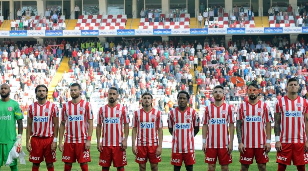 Antalyaspor'u Eto'o da kurtaramadı