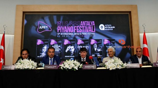 Antalya'yı piyanonun tınısı saracak
