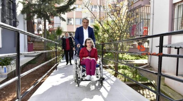 Apartmanda engelli rampası krizi çözüldü, Merve esaretten kurtuldu
