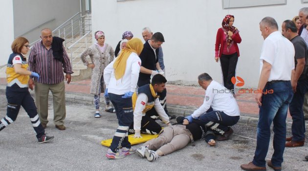 Arkadaşına 'üzerimi değiştirip geliyorum' dedi, 9. kattan aşağı düştü