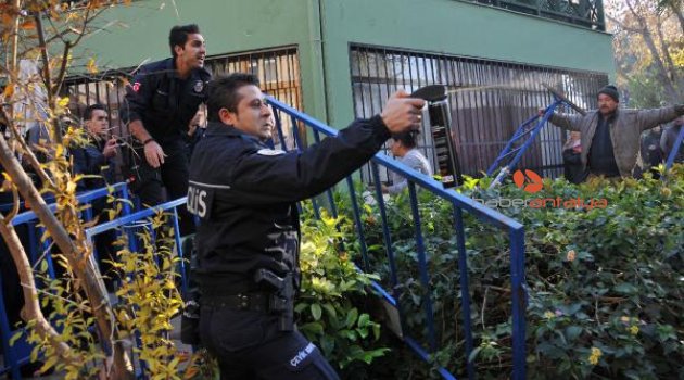 Arsa ihalesine biber gazlı müdahale