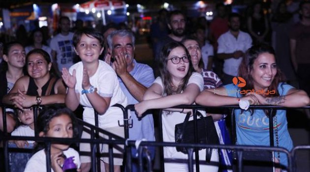 AŞT, 'Aşk-ı Memnu'yu sahneledi