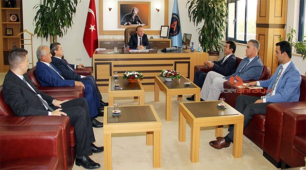ATB YÖNETİMİNDEN REKTÖR ÜNAL'A ZİYARET