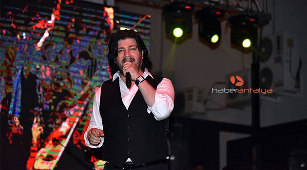 Atilla Yılmaz ve Ahmet Şafak konserine büyük ilgi