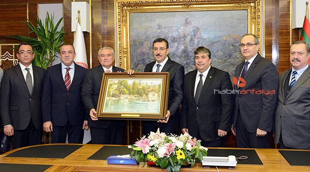 ATSO, ANTALYA'NIN SORUNLARINI ANKARA'YA TAŞIDI
