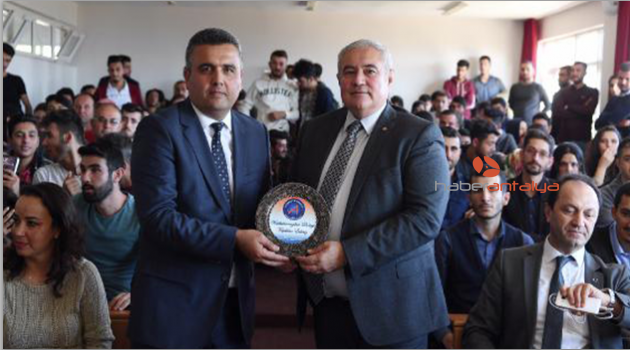 ATSO Başkanı Çetin gençlerle buluştu