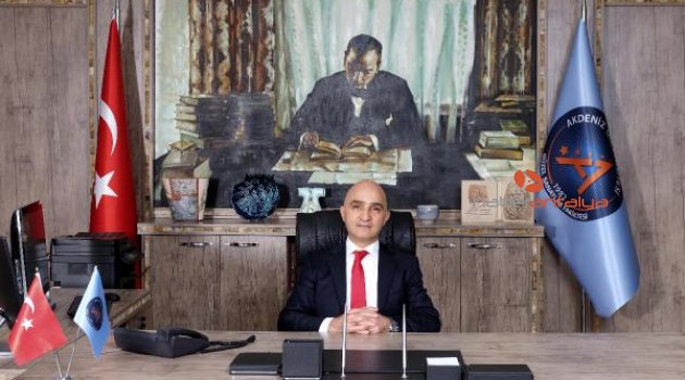 AÜ'de '15 Temmuz Milli İradenin Yükselişi' sergisi