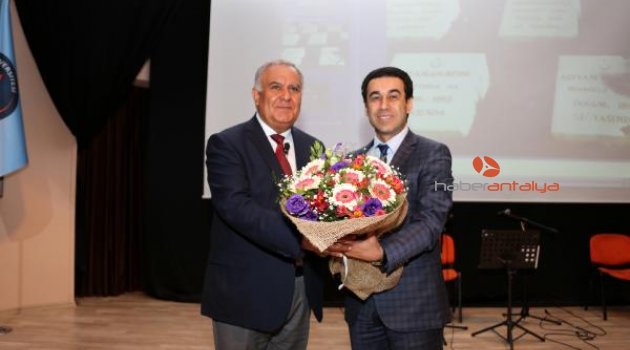 AÜ'de Çanakkale şehitleri anıldı
