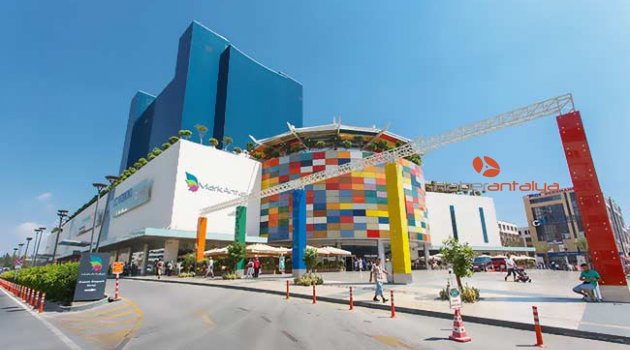 AVM'lere tatil düzenlemesi