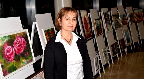 Avm'yi Renklendiren Sergi