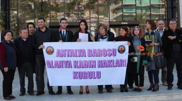 Avukatlardan kadın hakları açıklaması