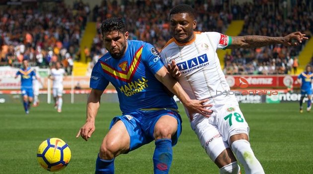 Aytemiz Alanyasporlu 5 futbolcu milli takımlara çağrıldı