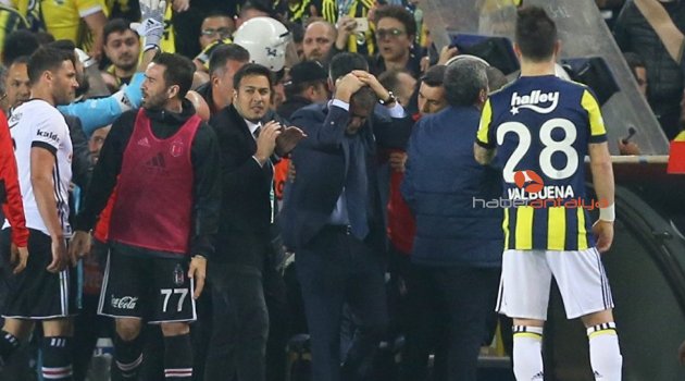 Aziz Yıldırım: Şenol Güneş burada tiyatro oynamıştır