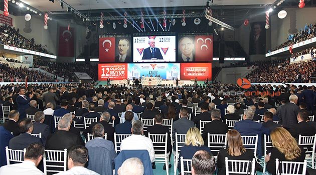 Bahçeli'den 100 il 1000 ilçe temennisi