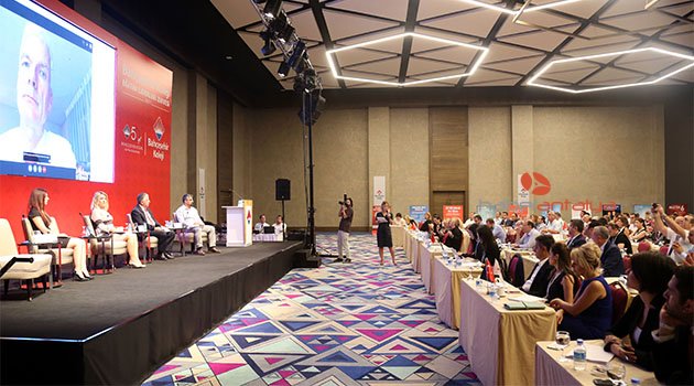Bahçeşehir Koleji'nde, liselere geçiş ele alındı