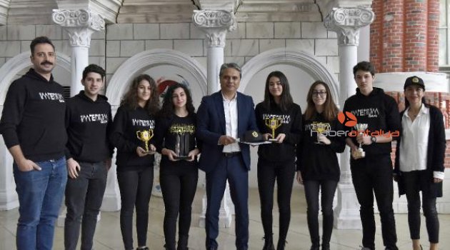 Bahçeşehir robotik takımı Muratpaşa'da