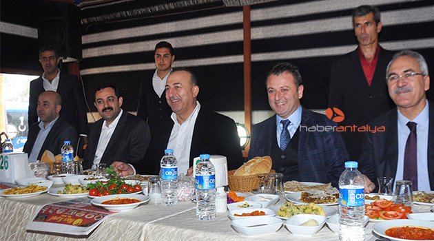 BAKAN ÇAVUŞOĞLU: BİZ HER TÜRLÜ ADIMI ATTIK