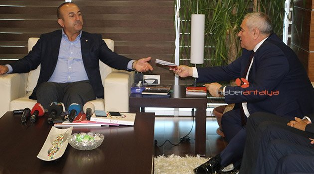 Bakan Çavuşoğlu: Kur dalgalanmaları gibi oyunlar bizi durduramaz