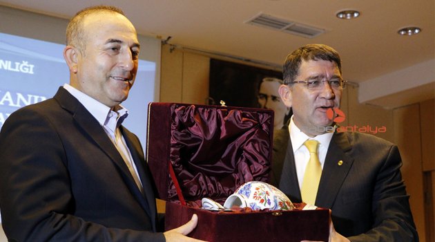 BAKAN ÇAVUŞOĞLU’NDAN AB’YE VİZE RESTİ
