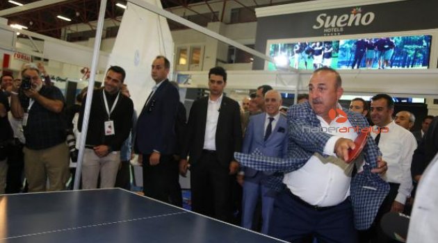 Bakan Çavuşoğlu: Rusya'dan 6, Almanya'dan 5 milyondan fazla turist bekliyoruz