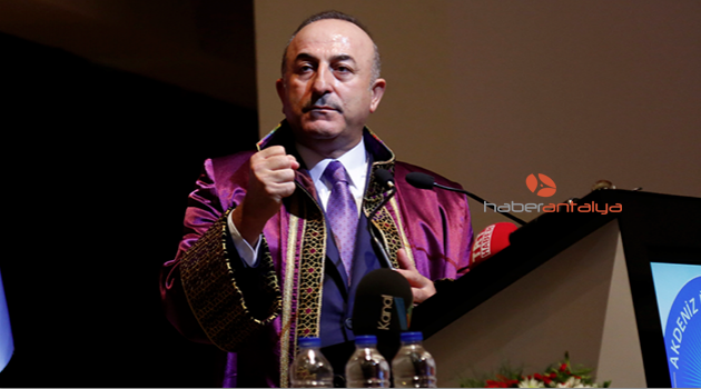 Bakan Çavuşoğlu'na fahri doktora unvanı