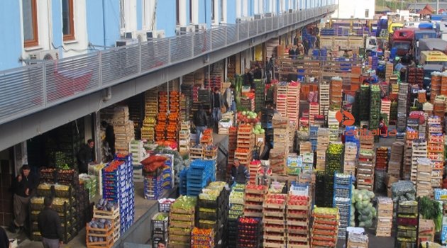 BAKAN TÜFENKÇİ: "STOKÇULUK, FIRSATÇILIK YAPANLARANI GÖZÜNÜN YAŞINA BAKMAYIZ"
