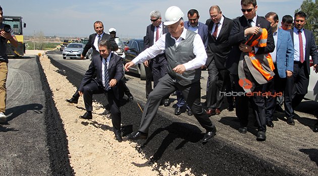 BAKAN YILDIRIM: "ANTALYA SINIF ATLADI"
