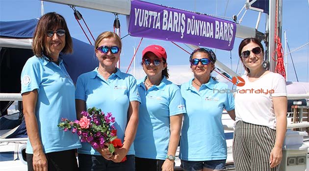 'Barışa yelken açan kadınlar' Alanya'da