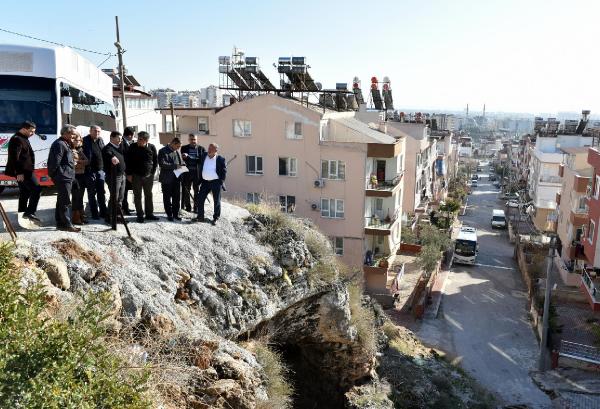BARIŞ'IN İKİ YAKASI BULUŞUYOR