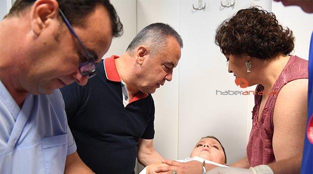 Başkan Böcek, 110 çocuğa kirvelik edecek