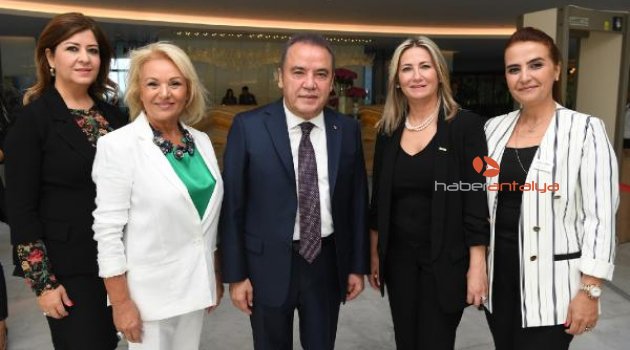 Başkan Böcek, AGİDER'in konuğu oldu