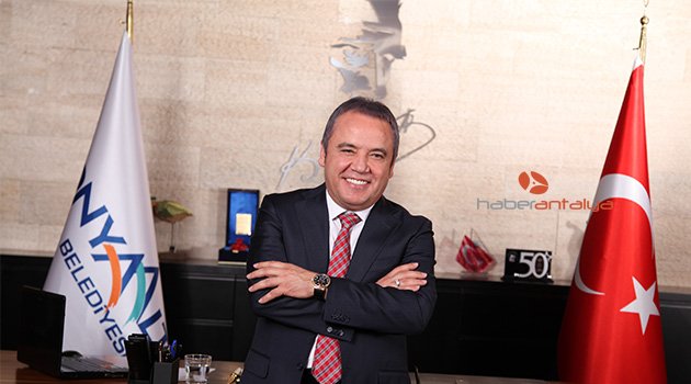Başkan Böcek, anketten birinci sırada çıktı