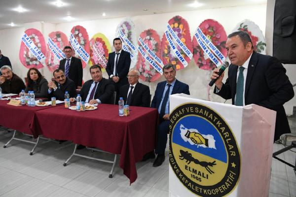Başkan Böcek Elmalı'da